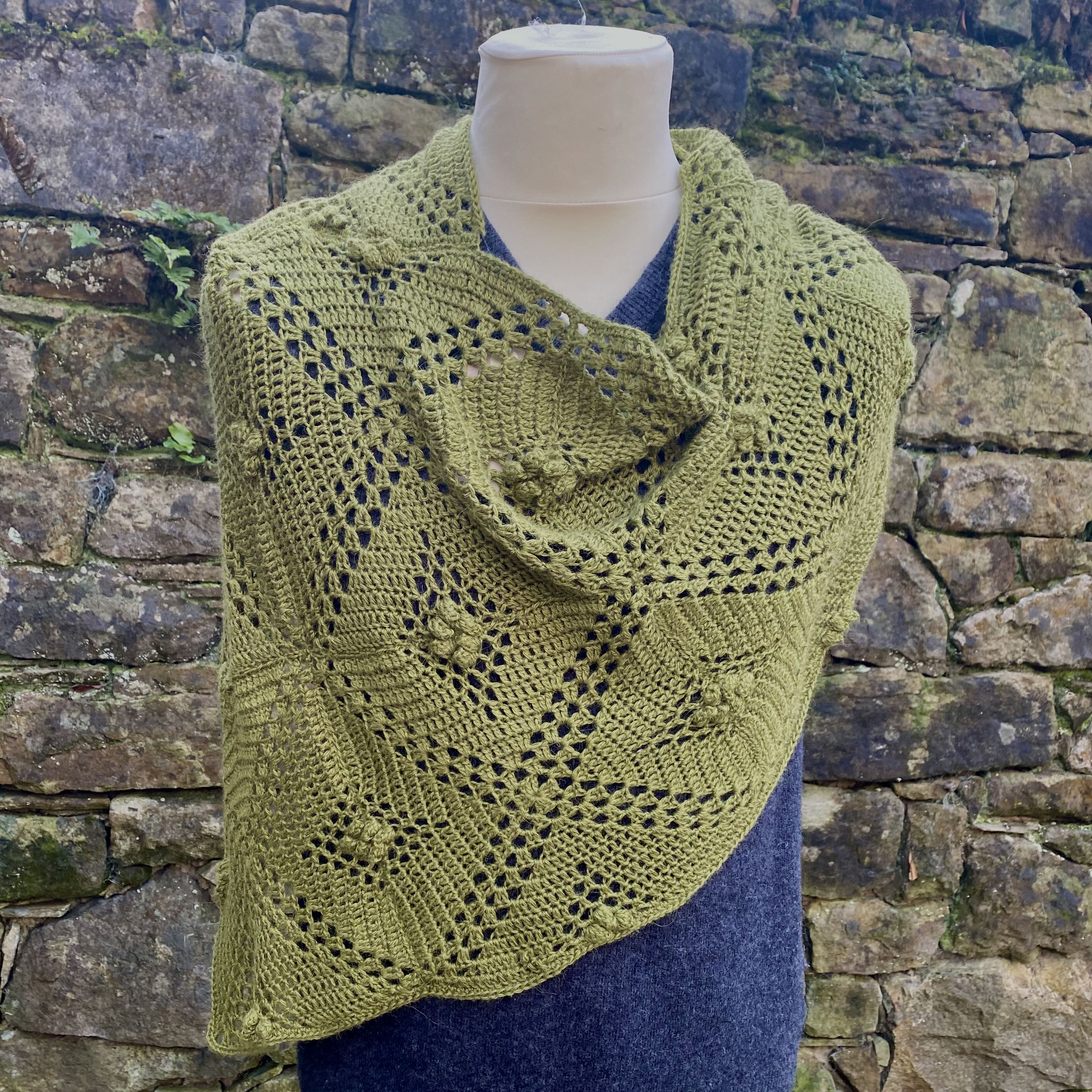 Handcrocheted Poncho (green)